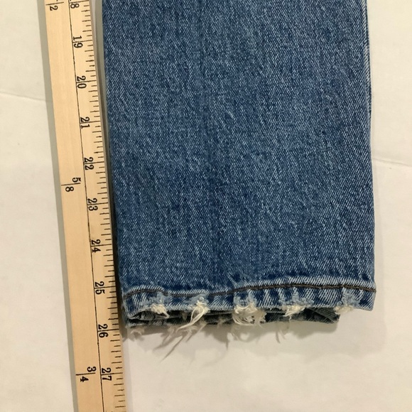 Abercrombie & Fitch High Rise Mom Jean Paint Splatter Distressed - Picture 9 of 11